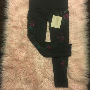 M. Rena’s High waisted Crop Burnout Leggings